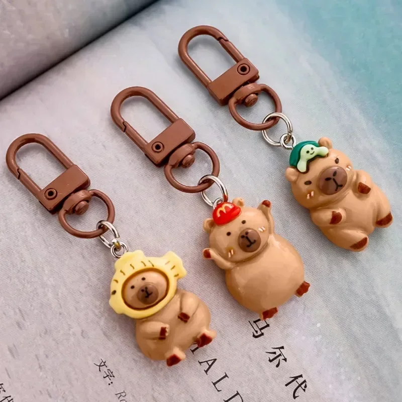 1/10 Stuks Grappige Cartoon Capybara Sleutelhangers Vrouwen Mannen Charms Hars Glossy Plaksteen Dier Hangers Sleutelhanger Sieraden Maken Bevindingen