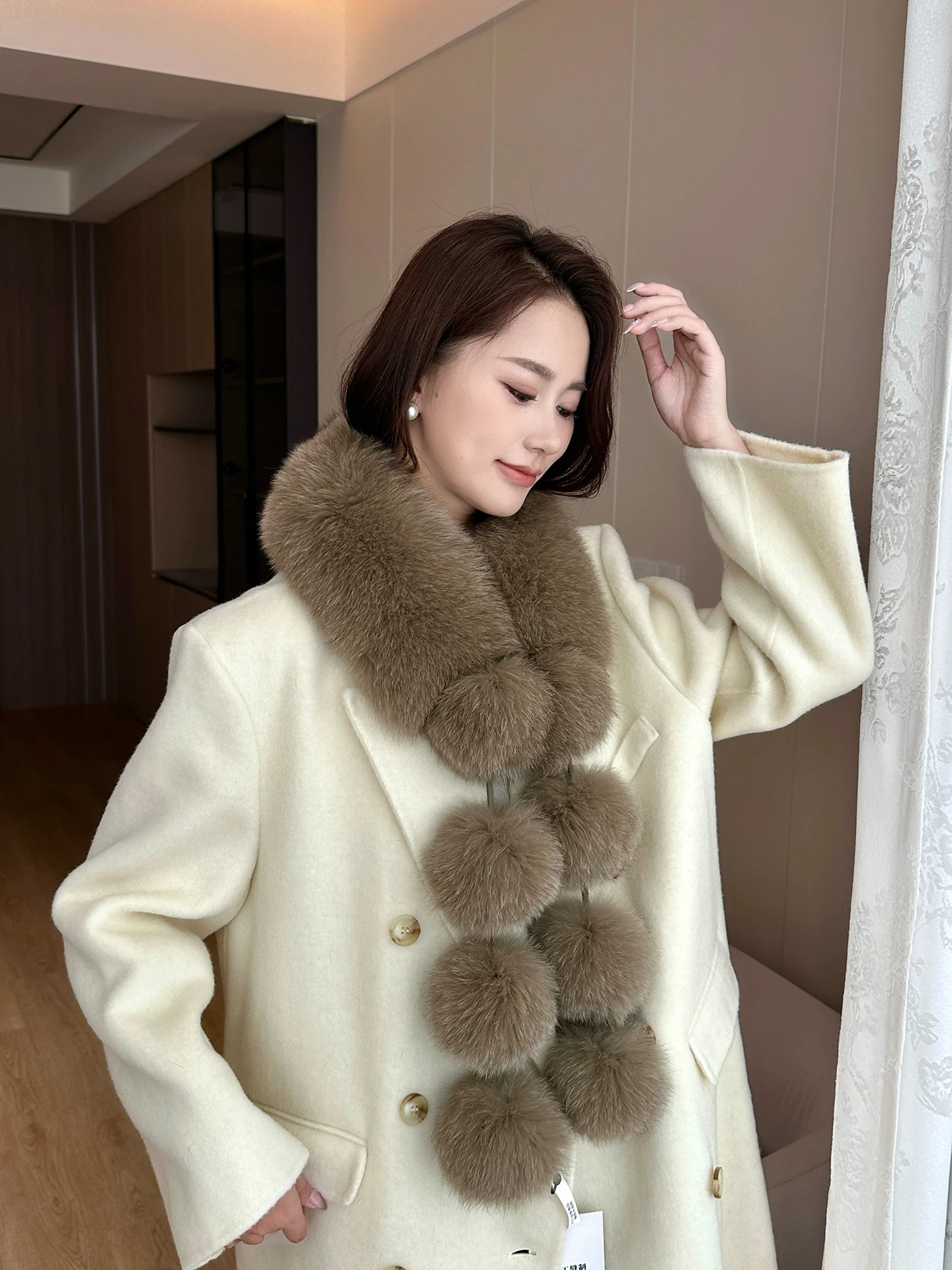 ele-echarpe-en-fourrure-femmes-hiver-chaud-haut-de-gamme-sentiment-faion-ow-sle-col-en-fourrure-snood-version-coreenne-motif-de-boule