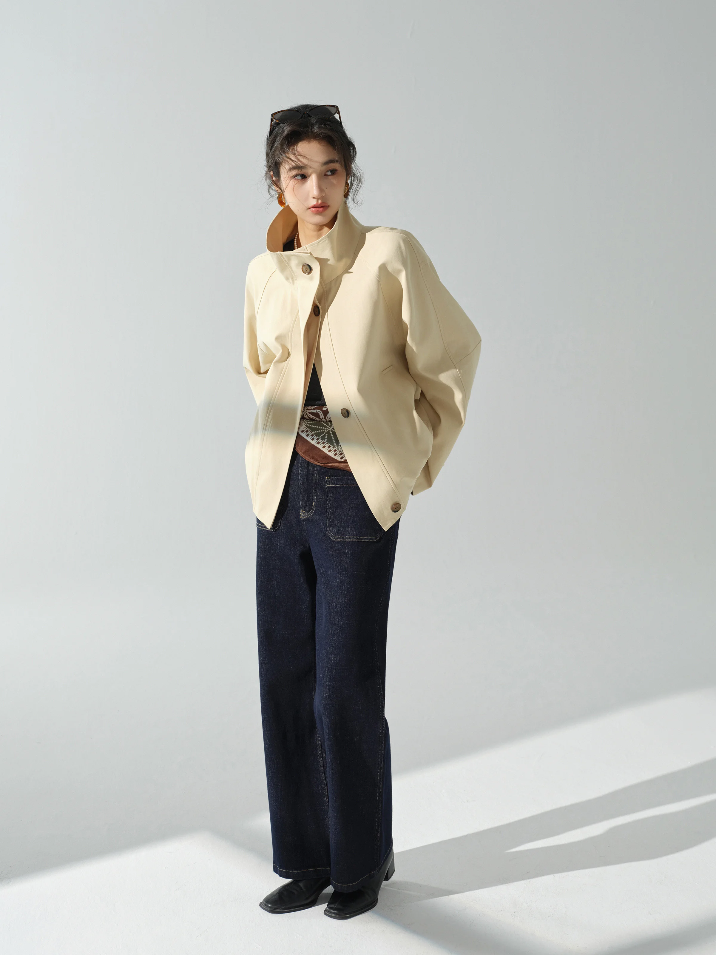 เสื้อโค้ทเทรนช์ผู้หญิง ทรงโอเวอร์ไซส์ คอตั้ง เสื้อคลุมลำลอง แฟชั่นทันสมัย เสื้อคลุมตัวเล็ก ดีไซน์หรูหรา สวมใส่ได้ทุกวัน