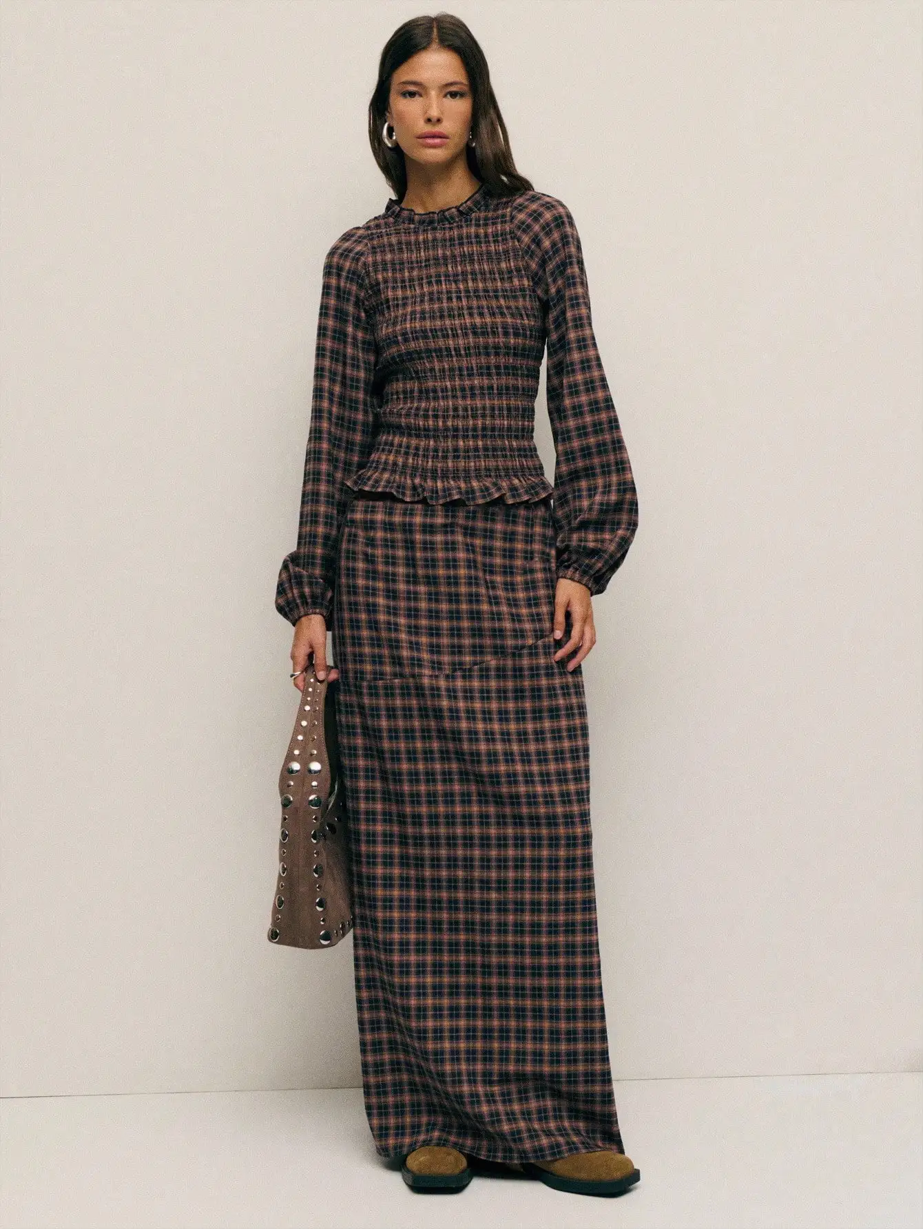 플레이드 투피스 세트, 러플 웨이스트, 긴팔 탑 & 맥시 스커트, 겨울 오피스에서 저녁까지 착용 가능