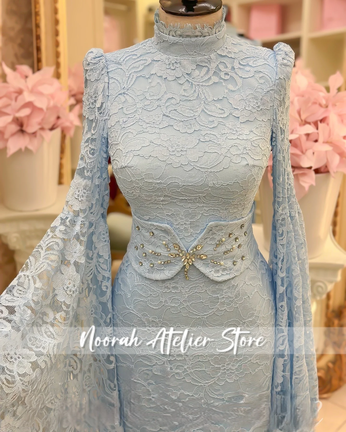 فساتين سهرة أنيقة من الدانتيل الأزرق H N Dubai 2025 فساتين زفاف بأكمام طويلة فستان للحفلات الراقصة فستان رسمي مخصص