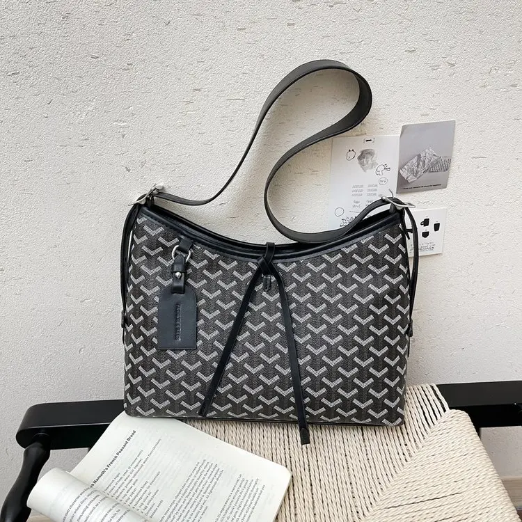 

Стильная винтажная женская сумка для подгузников из кожи, элегантная, вместительная, дизайнерская, класса люкс, минималистичная, классическая, модная, для поездок на работу