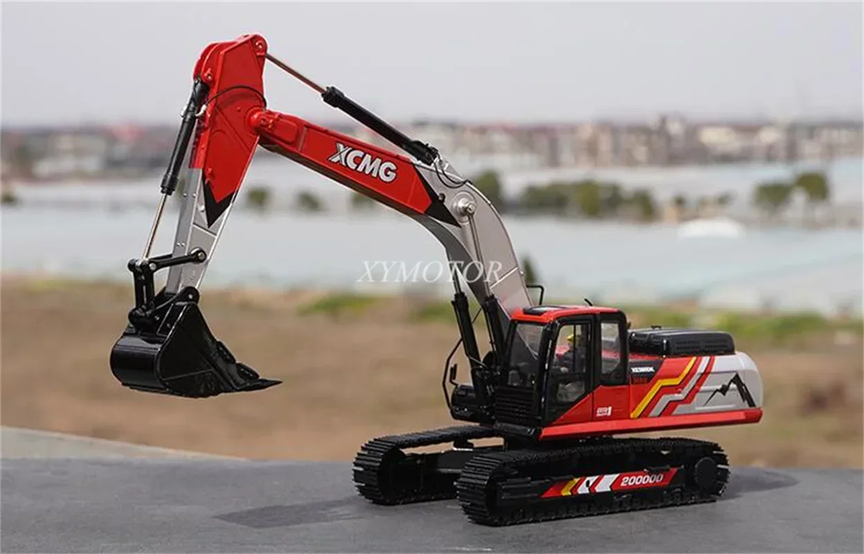 1/30 XCMG XE380DK EXCAVATOR Truck Diecast Model Car with Doll Kids Toys Gifts Collection Ornaments Display