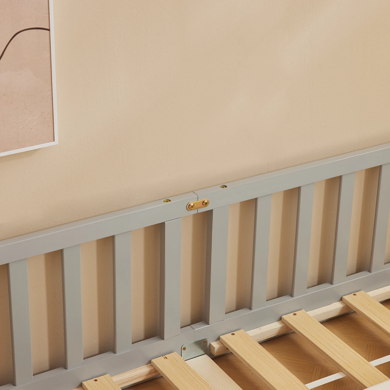 Cama de cerca com porta com placa de pinho pintado cinza cama infantil completa