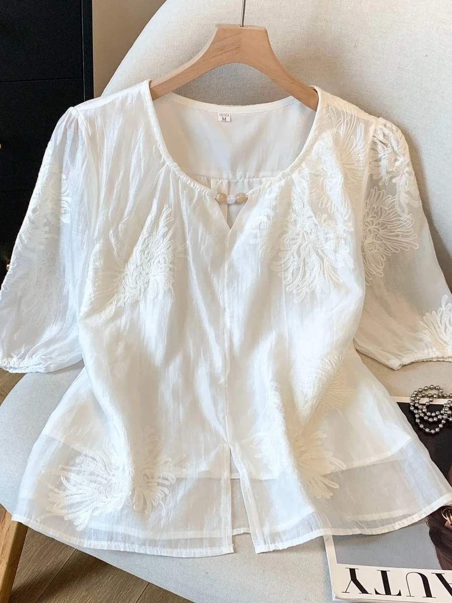 

Embroidered Floral Short Sleeve Base Shirt Women's Summer New plus Size Slimming Design Beaded Top French Style Loose Fit Bre...