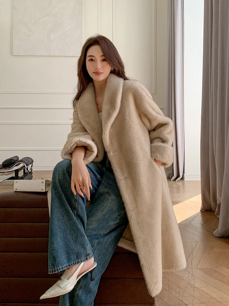 معطف فرو المنك الطويل للنساء، ملابس خارجية شتوية أنيقة، دافئة ومريحة، تصميم يسمح برفع الذراعين، فاخر وعصري