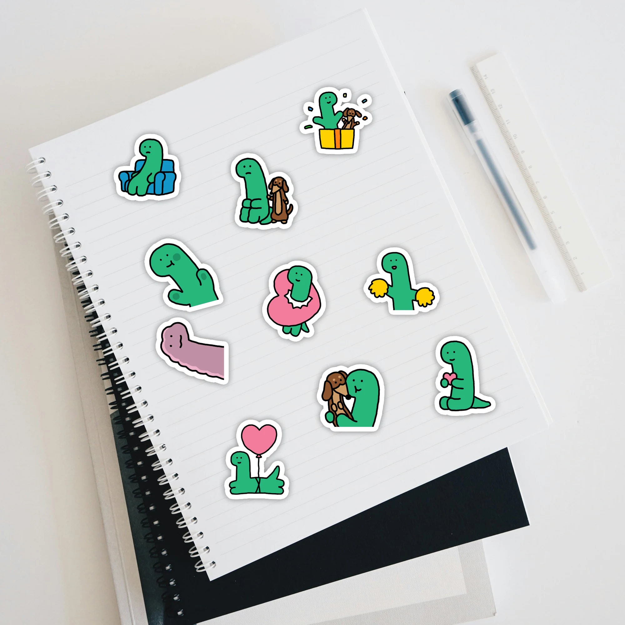 40 pegatinas de dinosaurios, decoración para el Día de San Valentín, lindas pegatinas de dinosaurios de dibujos animados para decoración de escritorio, fundas de teléfono, computadoras