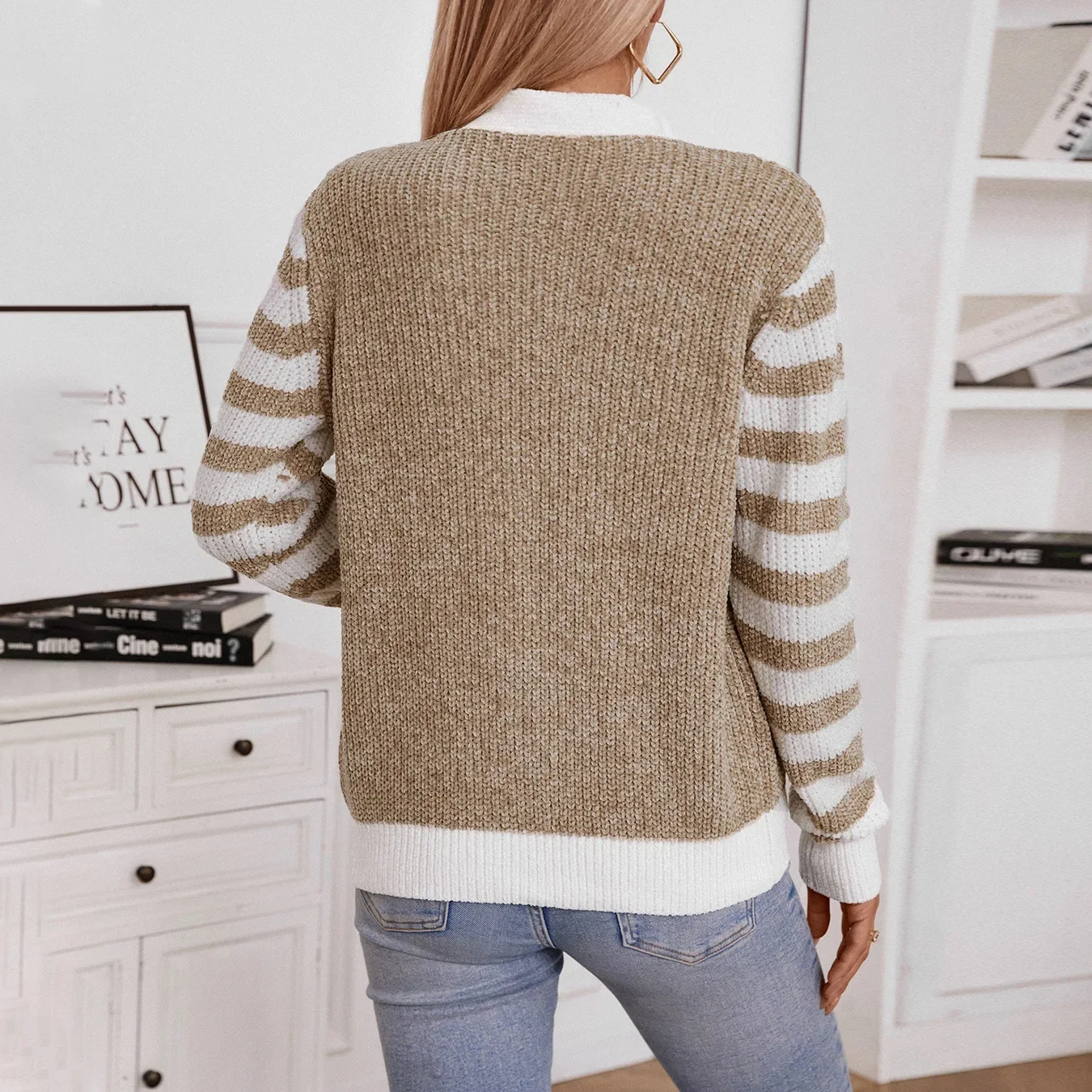 Frauen Herbst Winter Gestrickte Strickjacken Weibliche Kontrast Streifen Langarm Tops frauen Verdicken Warme Pullover Mäntel 2025 Neue