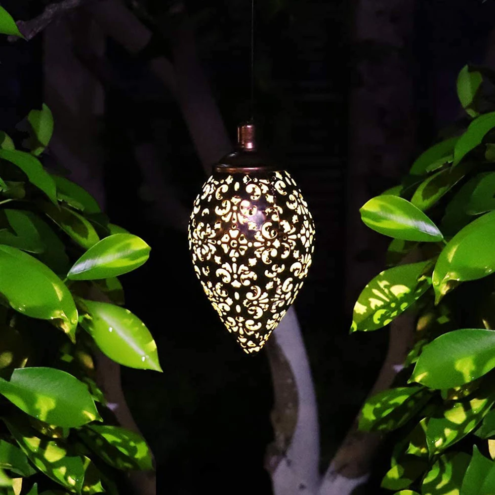 Solar-Laterne aus Schmiedeeisen, hohles Design, zum Aufhängen, für den Außenbereich, Garten, Hof, Licht, energieeffizient, langlebig, warme Atmosphäre, Geschenk, Solar