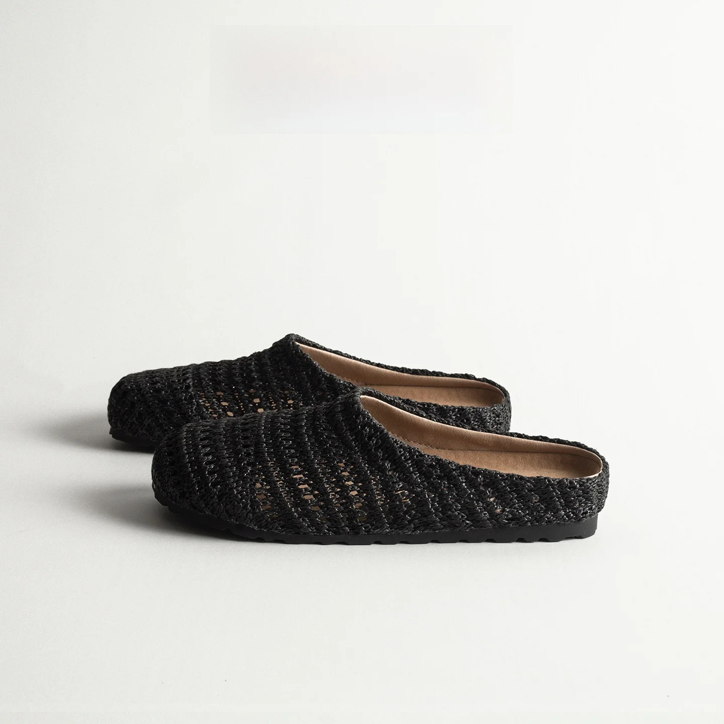 

Retro Woven Thick Bottom Toe Covering Slip-On Beach Sandals Women's Outdoor Versatile Lazy One-Step Vacation Comfortable Flats
