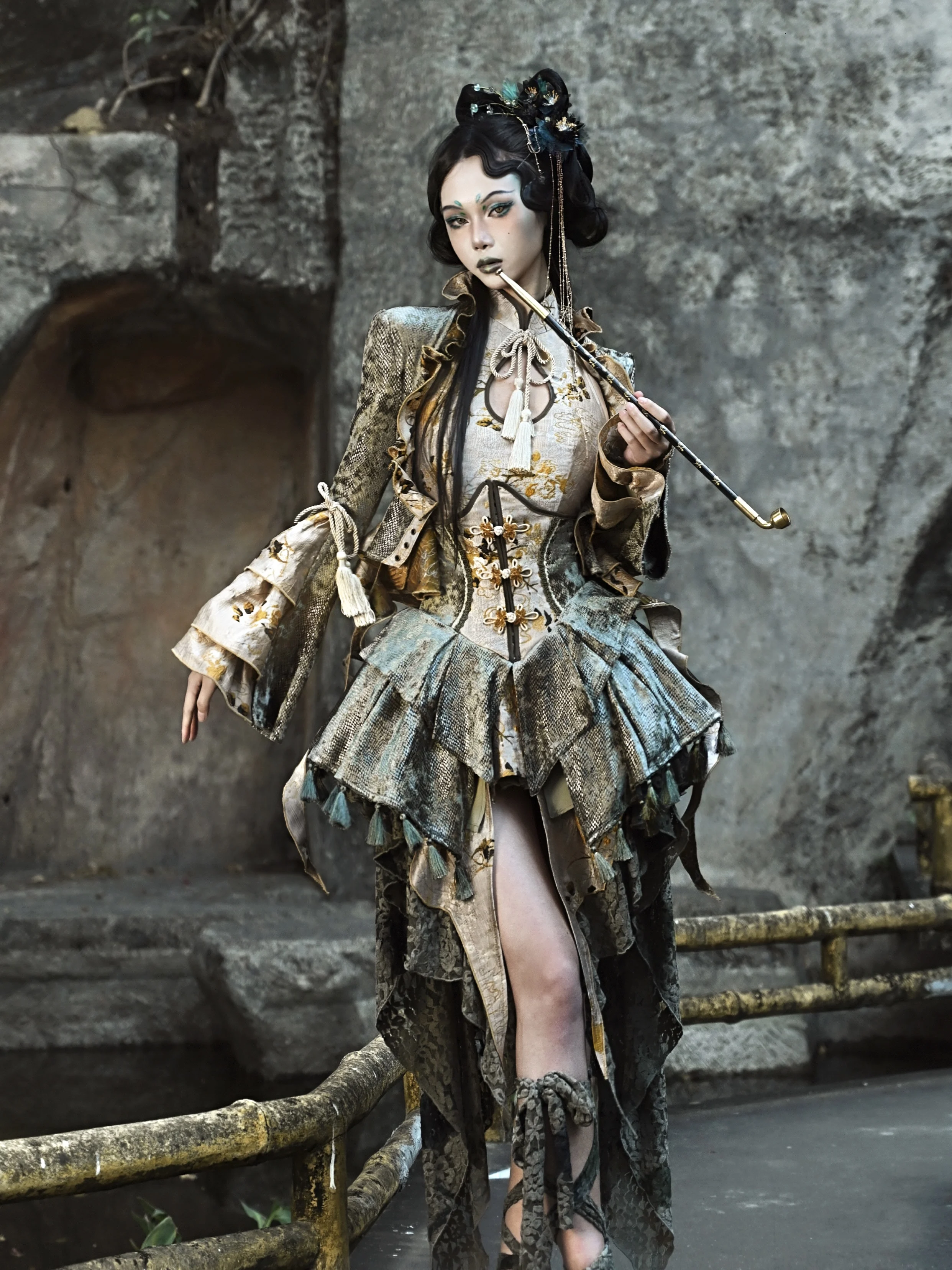 ملابس الهالوين ذات الاهتمام الخاص تصميم الصينية شرابة الدانتيل الأفعى نمط معطف قصير سترة #4