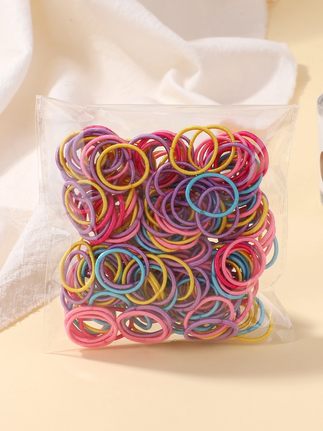 100 stks/partij 2 cm Haarbanden Gom Kleurrijke Nylon Rubberen Band Touw Pop Haaraccessoires Zwarte Elastische Haarbanden voor baby Meisjes Gift