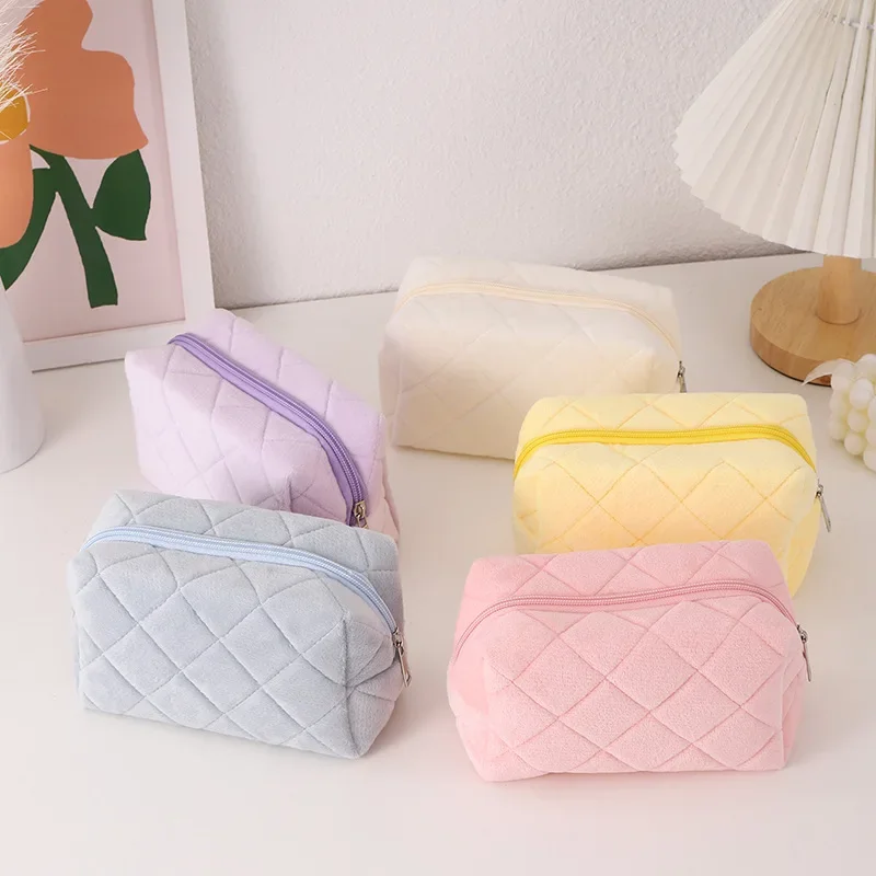 Necessaries Solid Color Plaid Makeup Bag for Women Girls Soft Plush Travel Cosmetic Bag Organizer Case Cute Lady Make Up Case