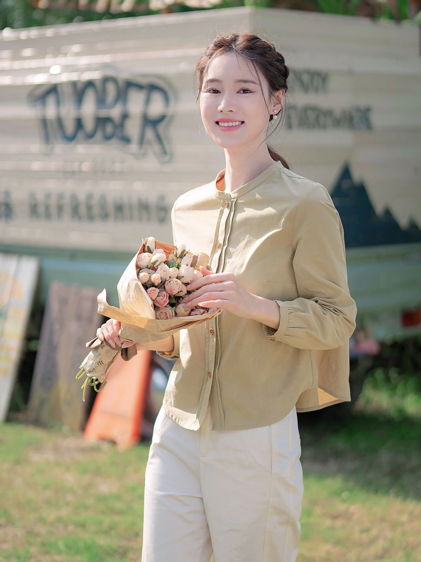 

Желтая женская рубашка из чистого хлопка с длинным рукавом, повседневный дизайн, весенняя новинка, художественный универсальный топ свободного кроя для повседневной носки