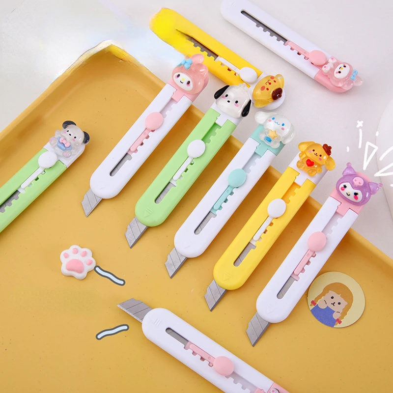 Sanrio students use Kawaii Kuromi Pochacco My melody Cinnamoroll cartoon portable office stationery utility knife paper cutter