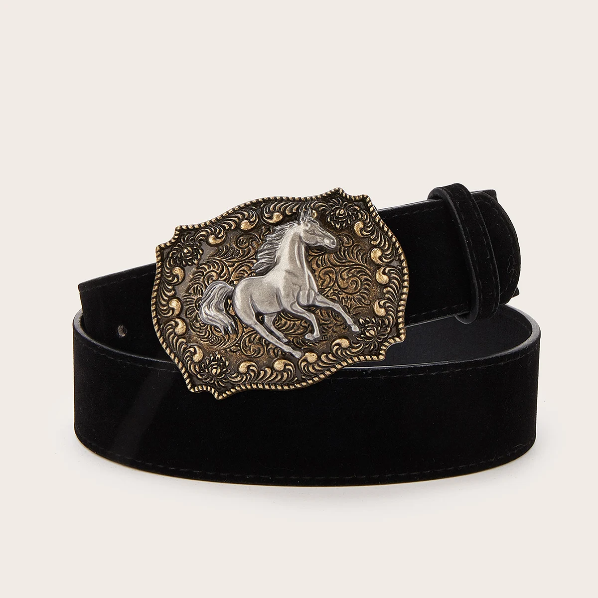 

Неторопливый кожаный ремень с пряжкой в виде головы лошади.