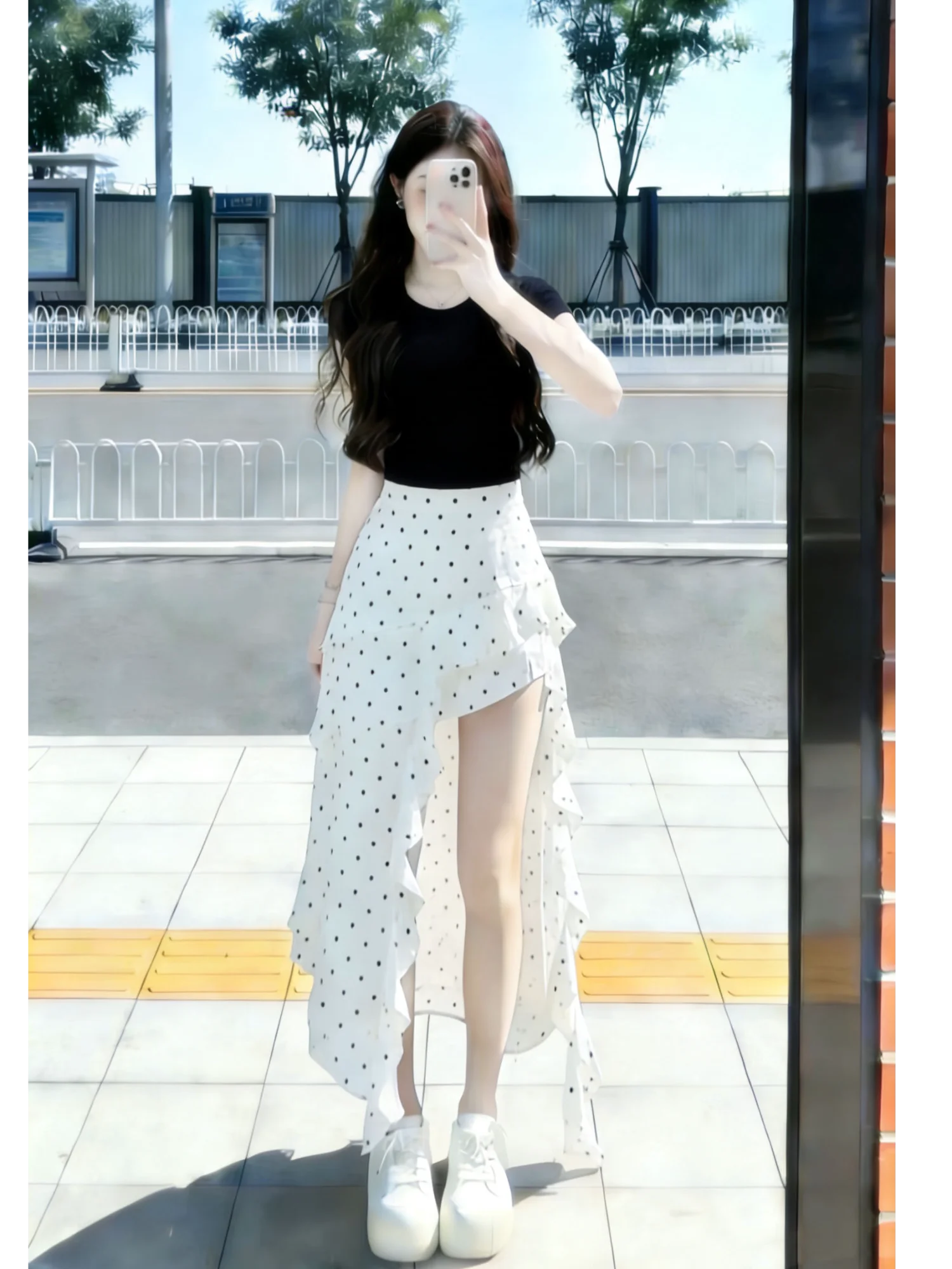 

Summer Knitted ort Sve High Waist Polka Dot Skirt And Top Set Women's Faion oulder Design Two-Piece Ensemble