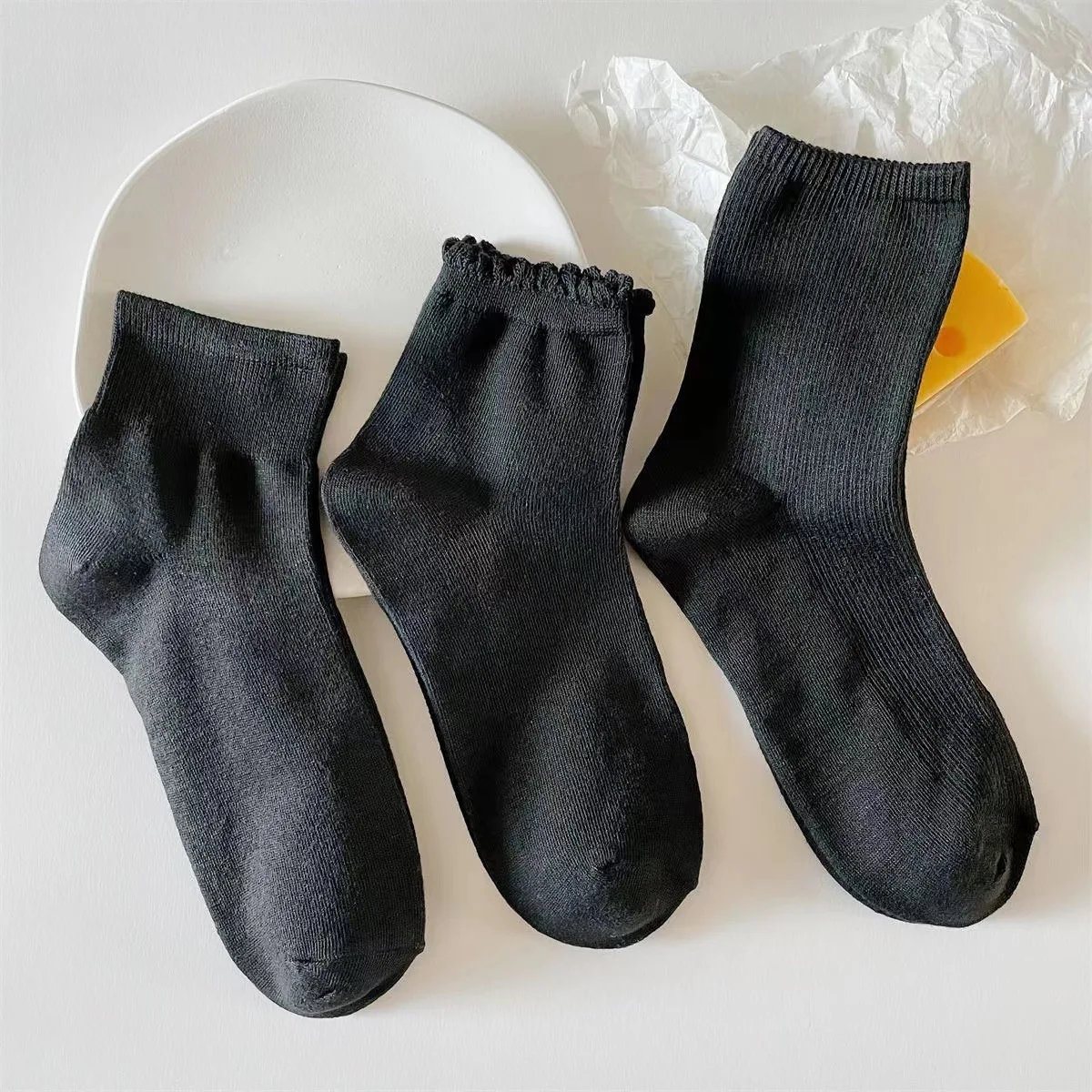 5/10 Pairs Universal JK Socks Sweat-absorbent Cotton Socks New Lace Middle-tube Solid Color Socks Four Seasons Women's Socks