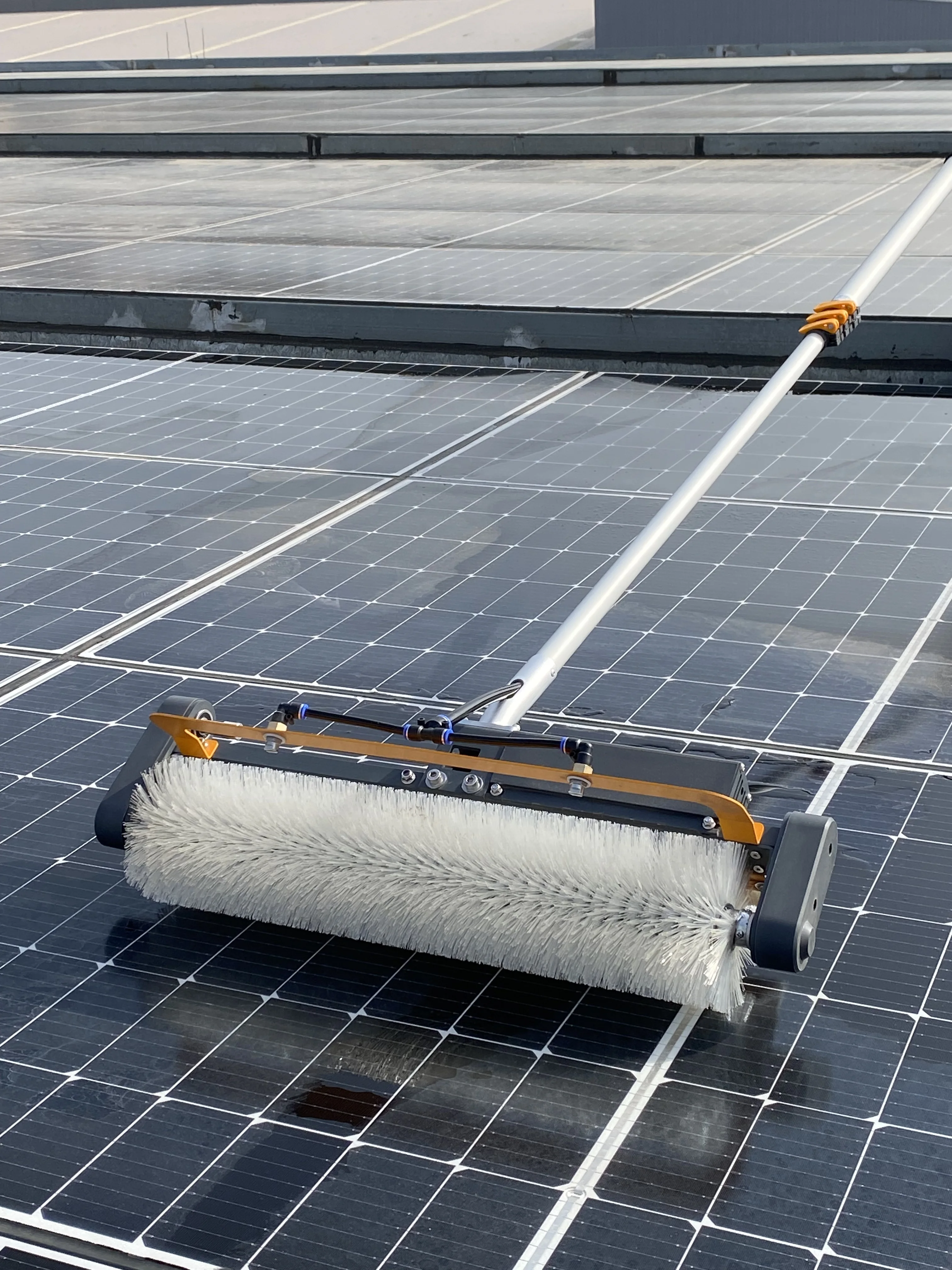 Automatic Solar Panel Cleaning Brush Cleaner Telescopic Solar Panel Roller Brush