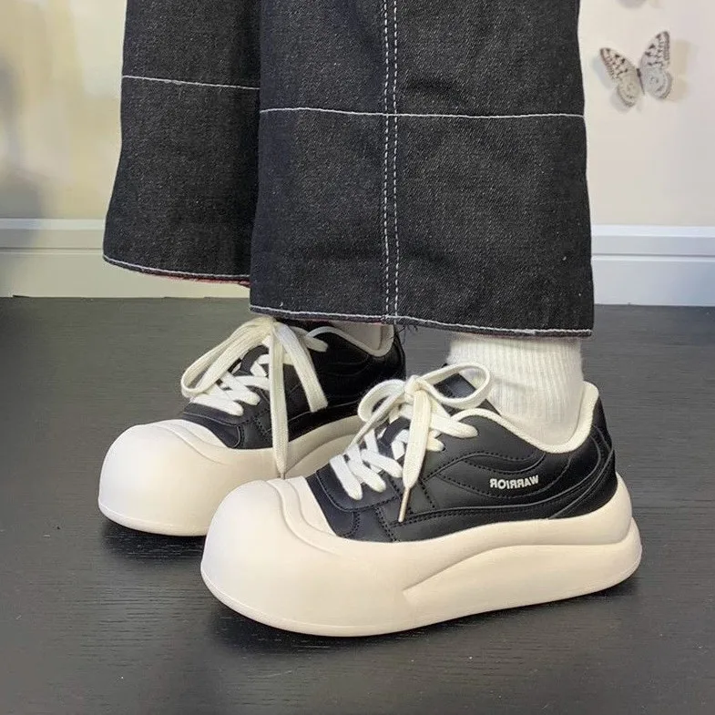 

Big toe shoes for women 2024 new thick-soled height-increasing shoes all-match junior high school students' white shoes sneakers