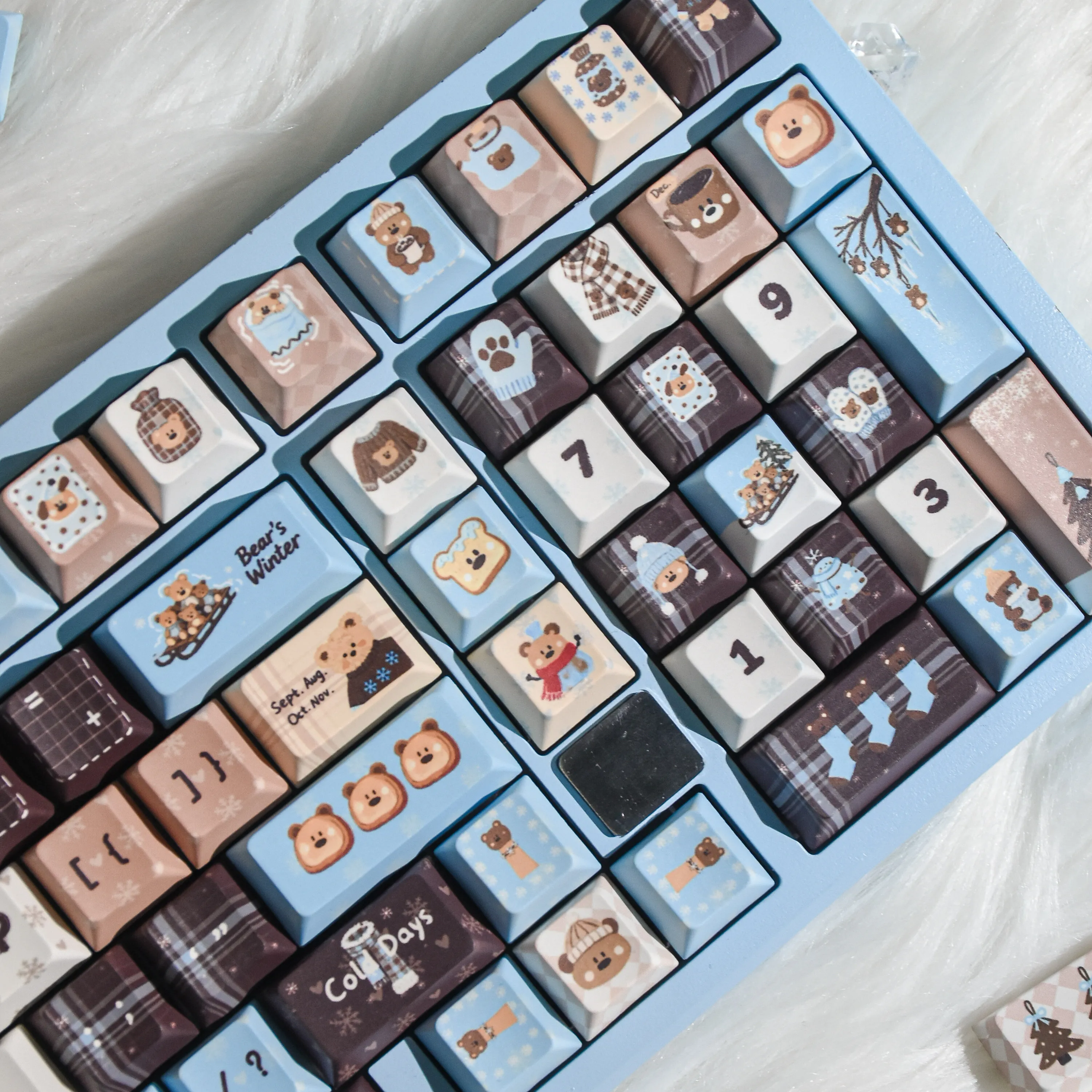 MAIMOOO Keycaps - Winter Diary Of A Little Bear Cherry Pbt 130 K Cartoon Cute Blue Aula Ajazz Keyboard Keycaps