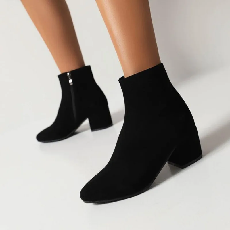 Women's Ankle Boots Retro Pointed Toe Flock 5.5CM Middle Heel Square Heel Large Size Women Shoes 32-45 Autumn Winter Short Boots