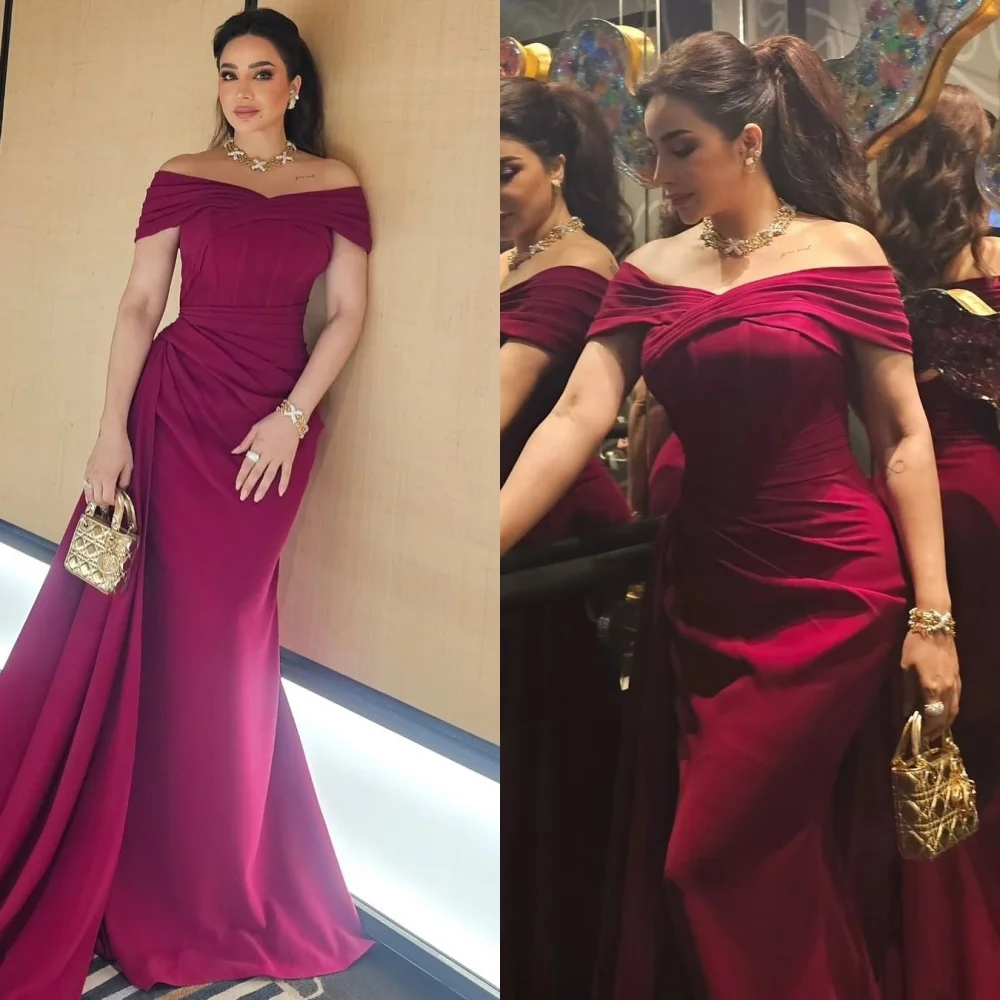 

Customized Classic Off the Shoulder Sleeveless Prom Dresses Modern Jersey Evening Dress Temperament Sweep Train Party Gowns