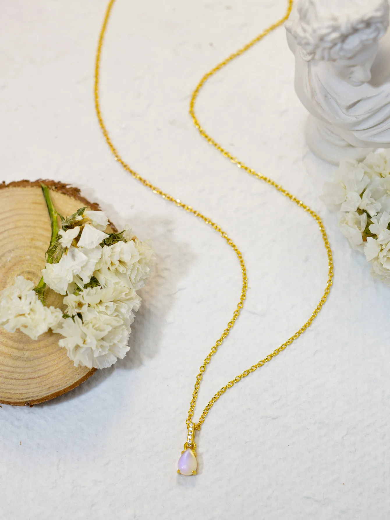 New Blue Droplet Moon Stone Pendant with Pure 925 Silver Necklace and Zircon, Fashion Versatile Luxury and Exquisite Style