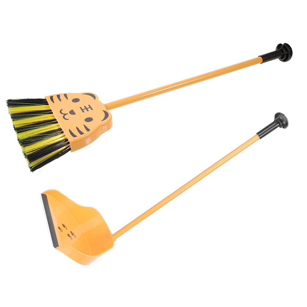 

2Pcs Kids Cleaning Set Mini Broom Dustpan Lightweight Compact Design Toddler Pretend Play Housekeeping Tools Childrens Broom Set