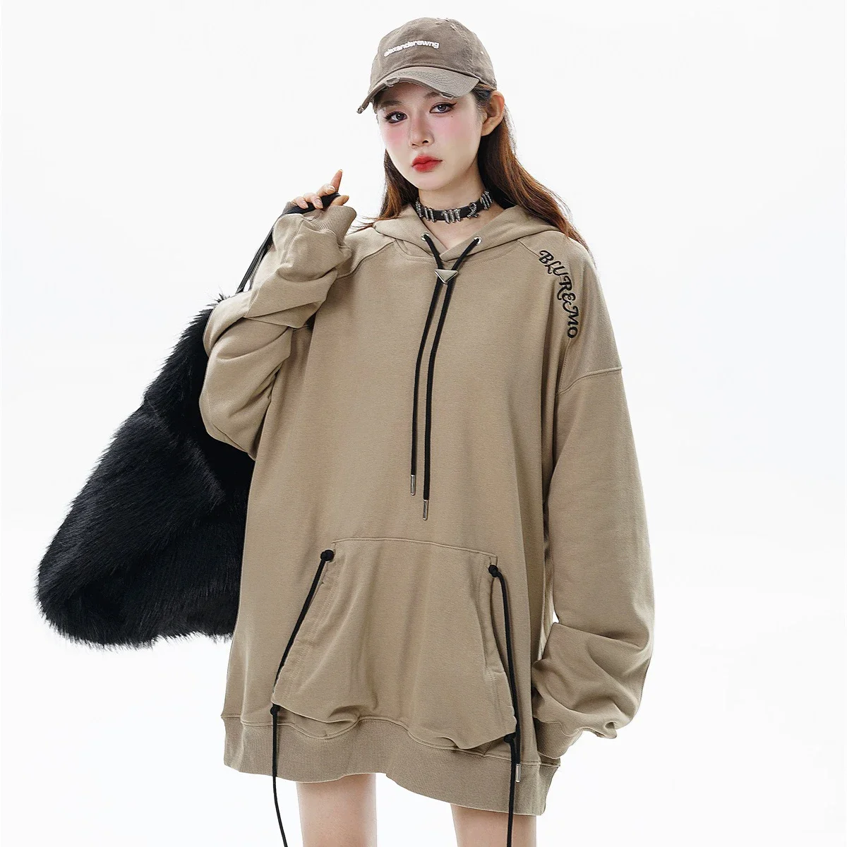 Sznurek kangur z kapturem damskie bluzy Punk Goth Khaki Streetwear bluzy oversize dla kobiet mężczyzn moda zimowa wiosenna