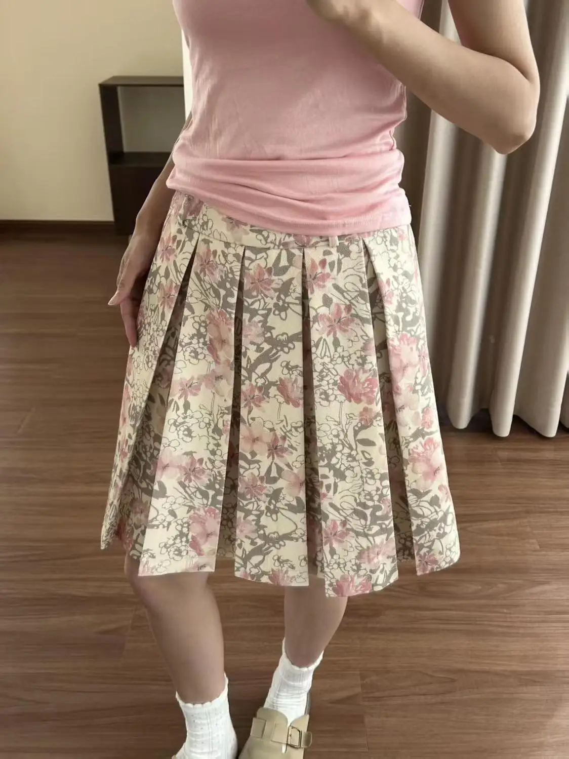 Französischer Vintage-Blumenrock 2026 Sommer Hochgeschnittener Plisseerock Damen Koreanischer Stil Vintage-Print Lässige Damenröcke Neu