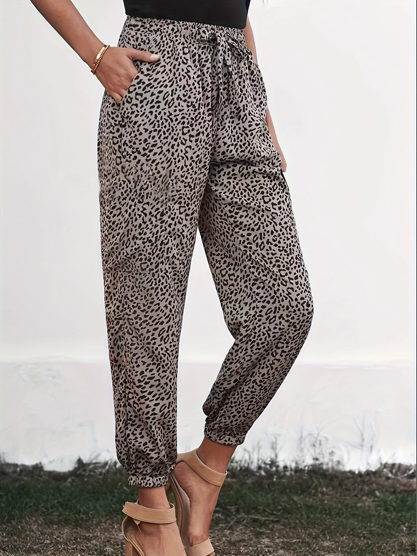 Women Leopard Print Jogger Pants Drawstring Elastic High Waist Pockets Loose Casual Ankle Cuff Sweatpants Daily Streetwear Trous
