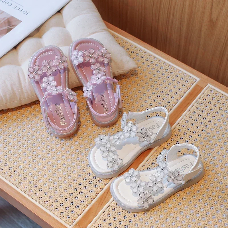 Summer Fashion Kids Comfortable Elegant Cute Flower Crystal Beautiful Baby Girls Children Sparkling Princess Flat Bottom Sandals