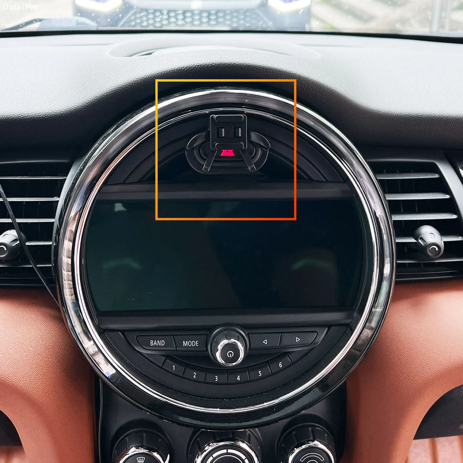 For Mini Cooper F55 Countryman 2014-2020 2021 Phone Holder Car Magnetic Mount Smart Sensing Wireless Charging One-Touch Release