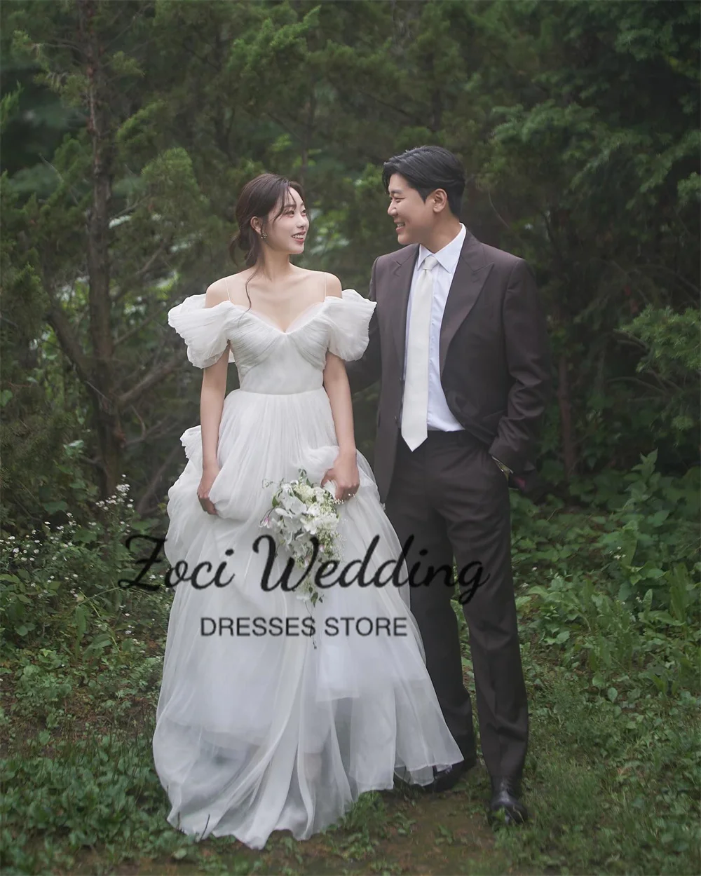Zoci Princess Sweetheart Off Shoulder Korea Wedding Dresses Pleat Tulle Evening Party Gown Photos Shoot Customized Bride Gowns