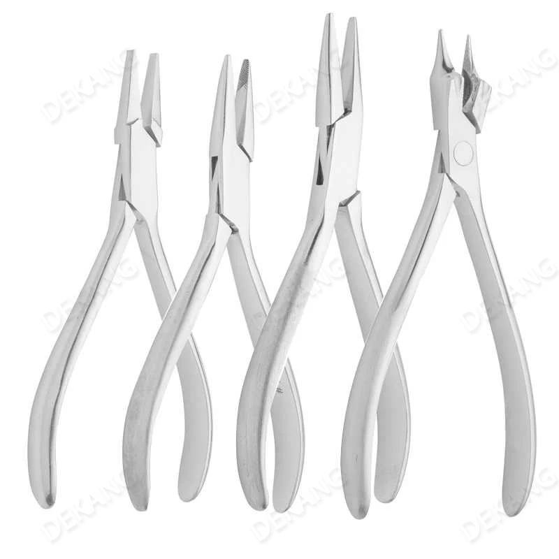 The Mechanic's Pliers Are Stainless Steel Wire Tooth Extraction Pliers With A Tiger's Mouth