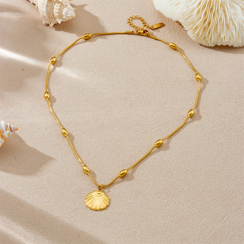 

LAMENGLY 316L Stainless Steel Minimalist Style Shell Pendant Necklace Women 18k Gold Plated Waterproof Jewelry Clavicle Chain