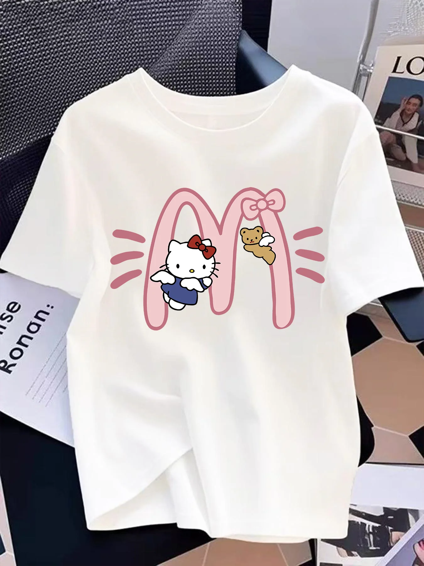 

Новая милая летняя женская футболка с героями мультфильмов Sanrio - 100% хлопок, подходит для повседневной носки, модная и стильная.