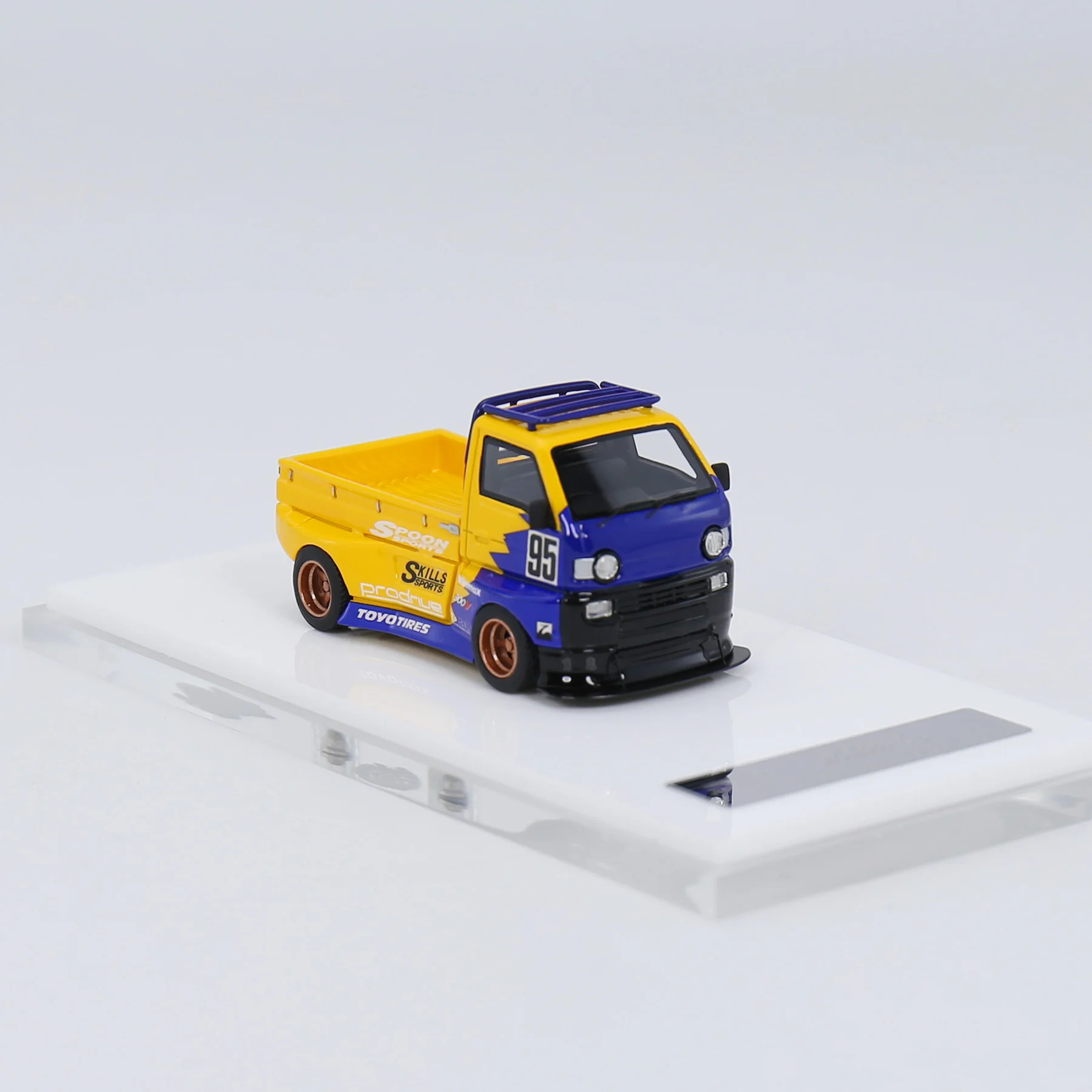 1:64 SUZUKI  CARRY resin collectibles by YM model