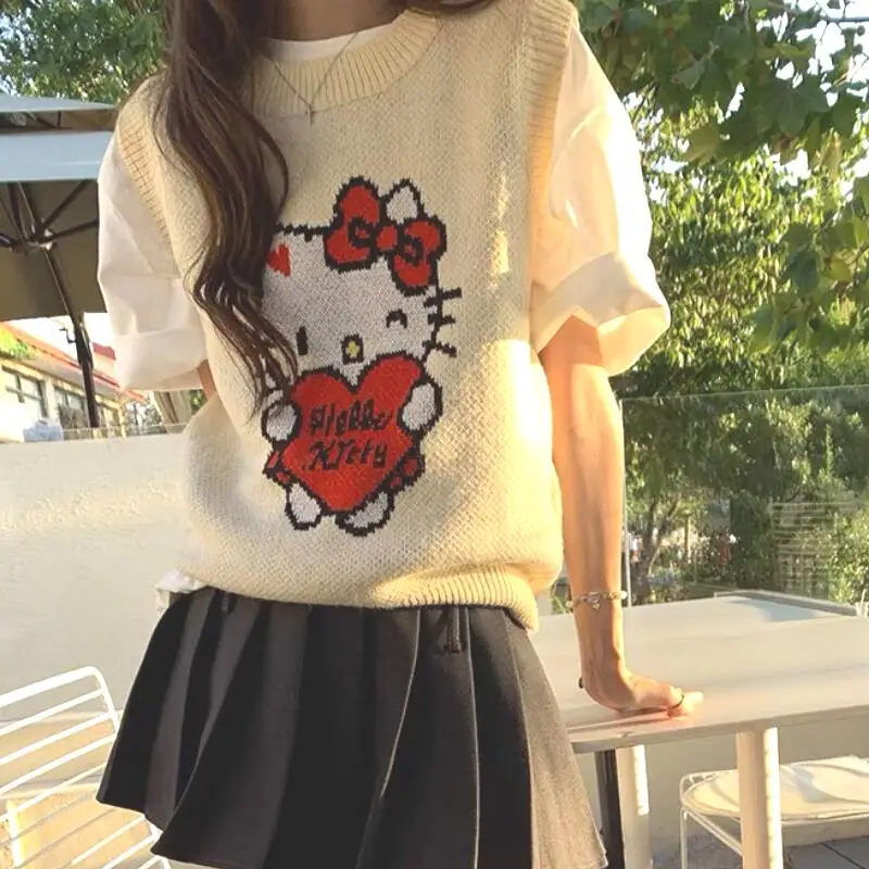 

Sanrios Kawaii жилет Hello Kittys с героями мультфильмов, милый пригородный жилет в студенческом стиле, свободный принт, хит продаж, мягкий модный подарок для подруги