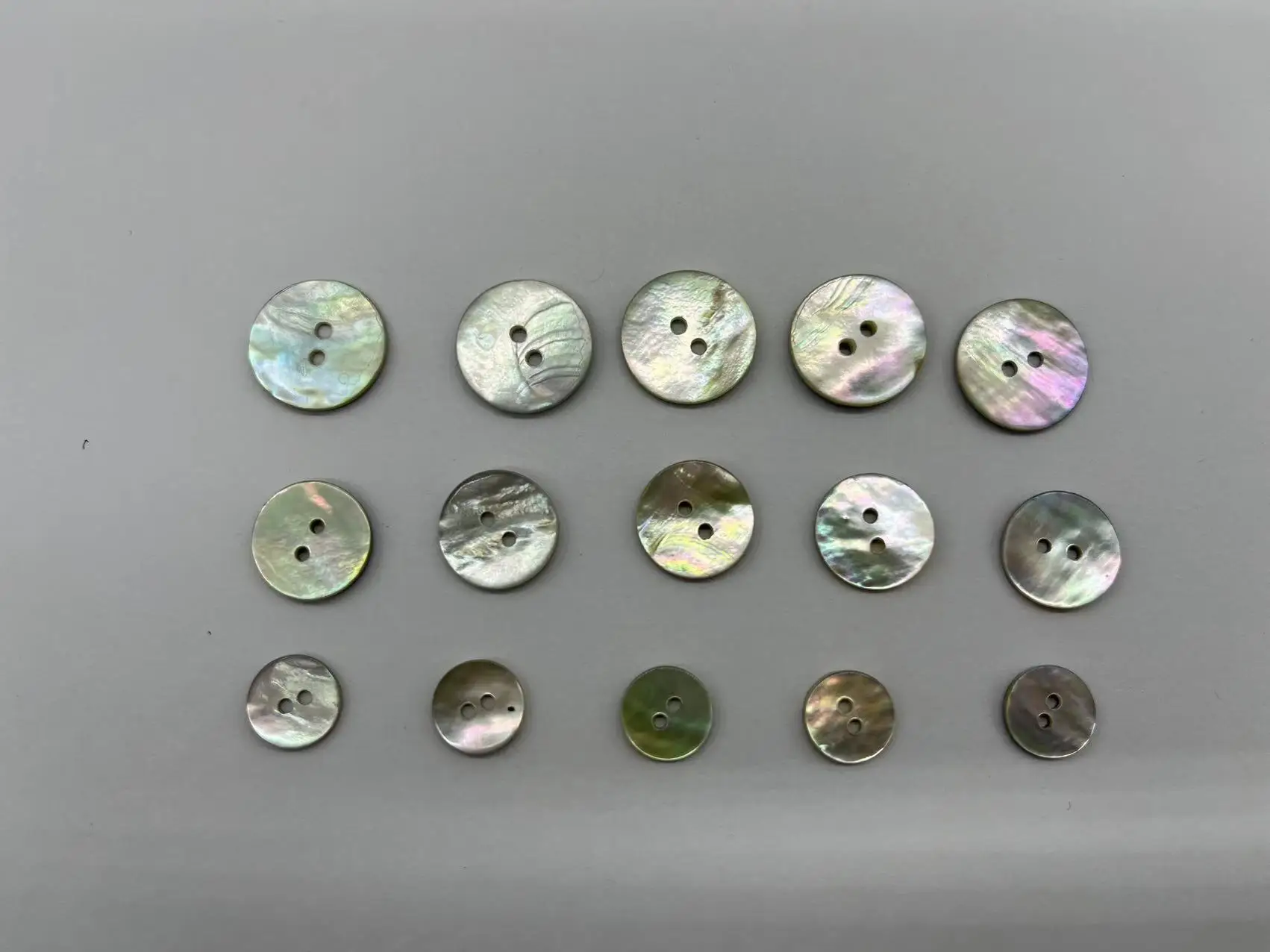 Free shipping   two holes Akoya shell button flat  mother of shell markov  river shell 200pcs