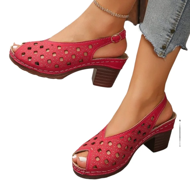 Thumbnail 2 - #22 Cheap Fish Toe Sandals Worth Buying