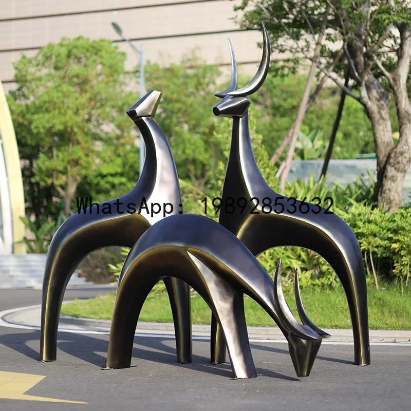 LYY Fiberglass Deer Sculpture Ornament Outdoor Garden Lawn Decoration Geometric Abstract Plum Blossom Deer Landscape