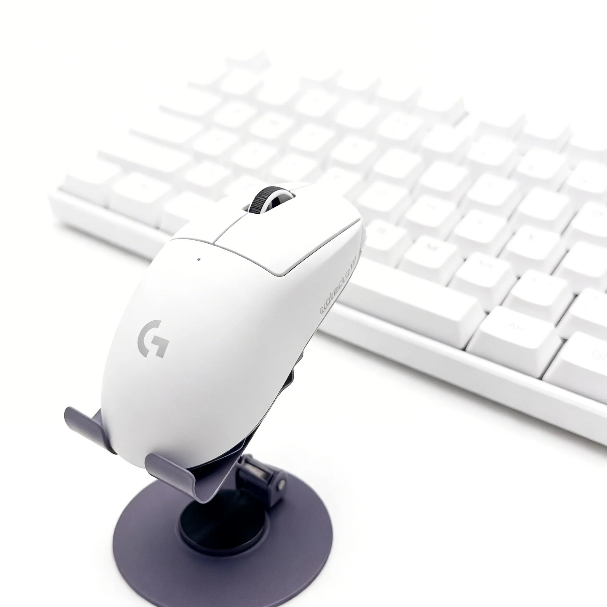 

Logitech G PRO X/G102, lightweight at 60g, classic design, 44K/8000DPI, professional-grade gaming experience.