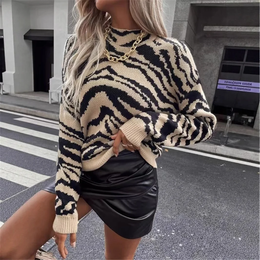 

Women's Fashionable Casual Spring Autumn Clothing Soft Acrylic FabricLoose round Neck Leopard Print Knitted Sweater