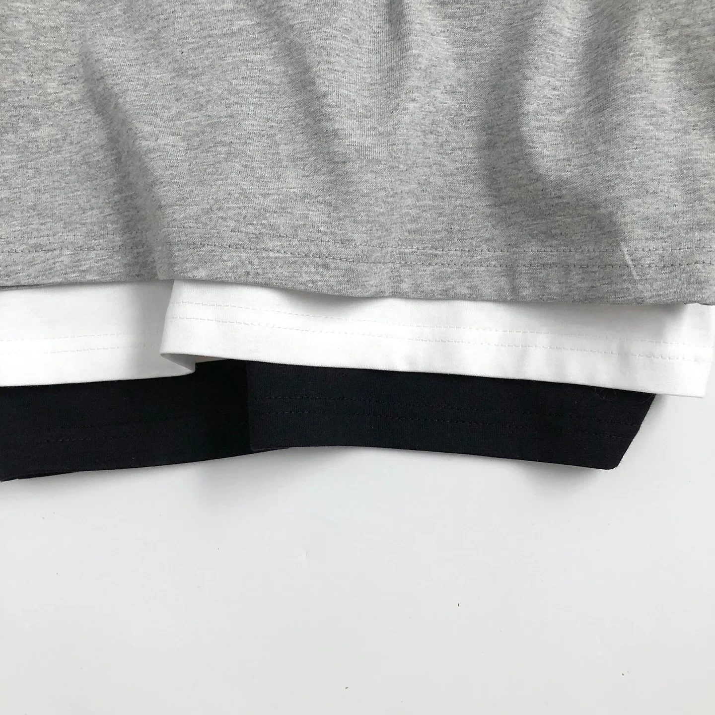 Herbstliches Baumwoll-T-Shirt für Kinder, einfarbig, im koreanischen Stil, mit langen Ärmeln, locker geschnitten, für Jungen und Mädchen, Größe 2-7 Jahre, weiche und atmungsaktive Kinderkleidung. – Detail 12