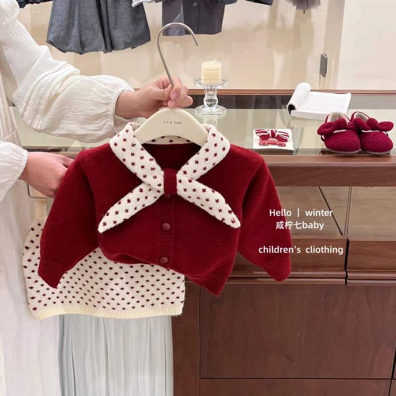 

Original！Girls' outfit, stylish children's one-year-old baby's knitted red New Year's greeting two-piece set