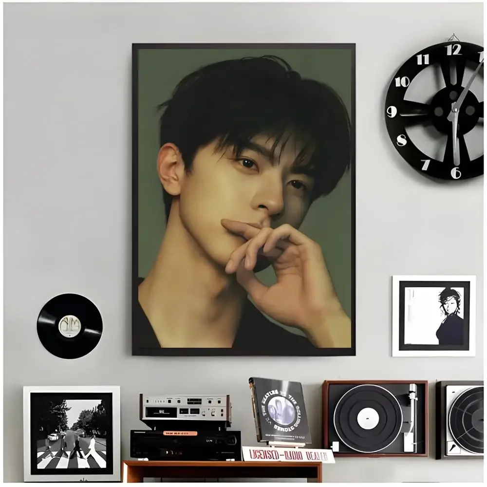 Gentle Celebrity l‑Lin Yi Poster Modern Wall Art Home Decor Living Room Decorative Print Unframed