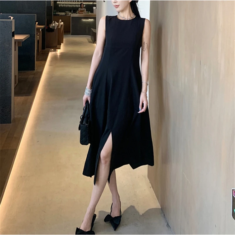 

New Elegant Black Midi Dress for Women Sleeveless Slim O-neck Solid Simple Fashion Vintage Party Evening Dresses Summer 2024