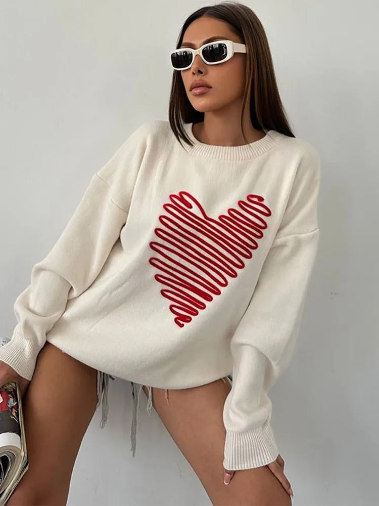 Versatile Woman Heart Print Long Sleeve Knitted Pullover Chic Round Neck Loose Top 2024 New Autumn Lady Casual Daily Streetwear